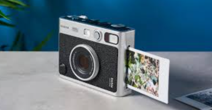 Instant cameras